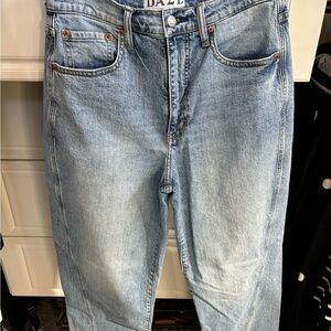 Daze Women's Light Blue slight barrel Jeans